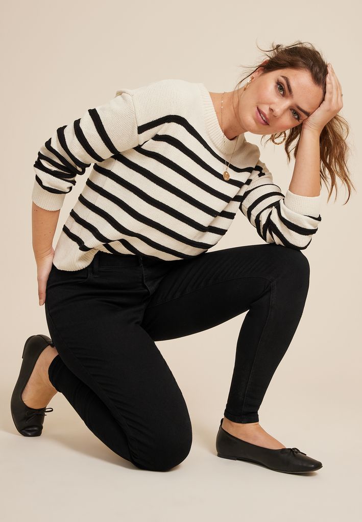 m jeans by maurices™ Black Mid Rise Jegging - Image 3