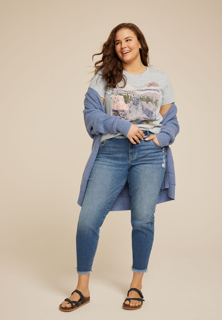 Plus Size Mountain Floral Embroidered Classic Fit Graphic Tee - Image 3