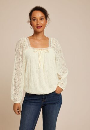 Satin Trim Lace Bubble Hem Blouse